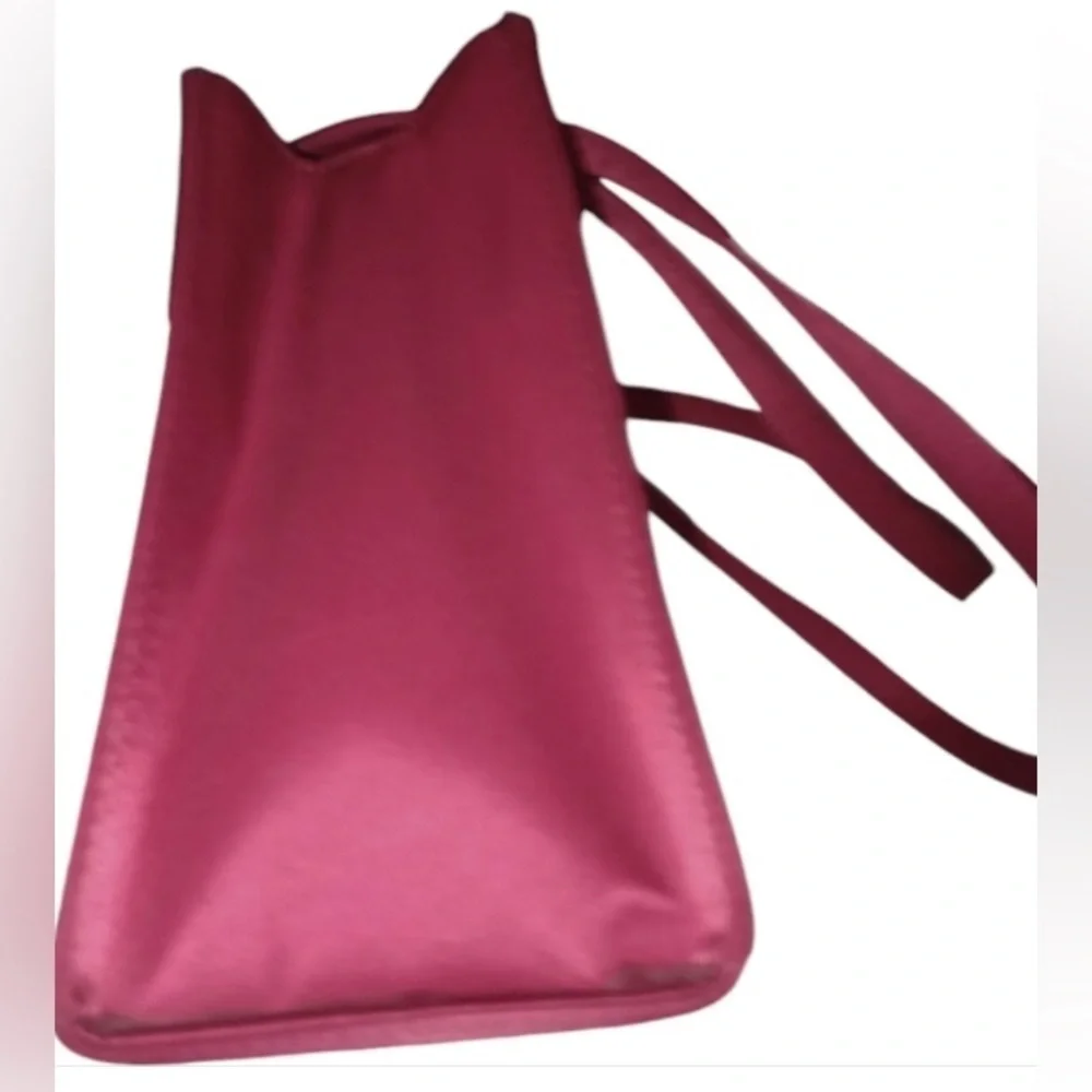 KATE SPADE Red Nylon Tote w/Branded Dust Bag, EUC